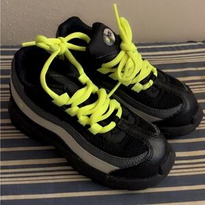 Kids Black Sneakers with Neon Yellow Laces